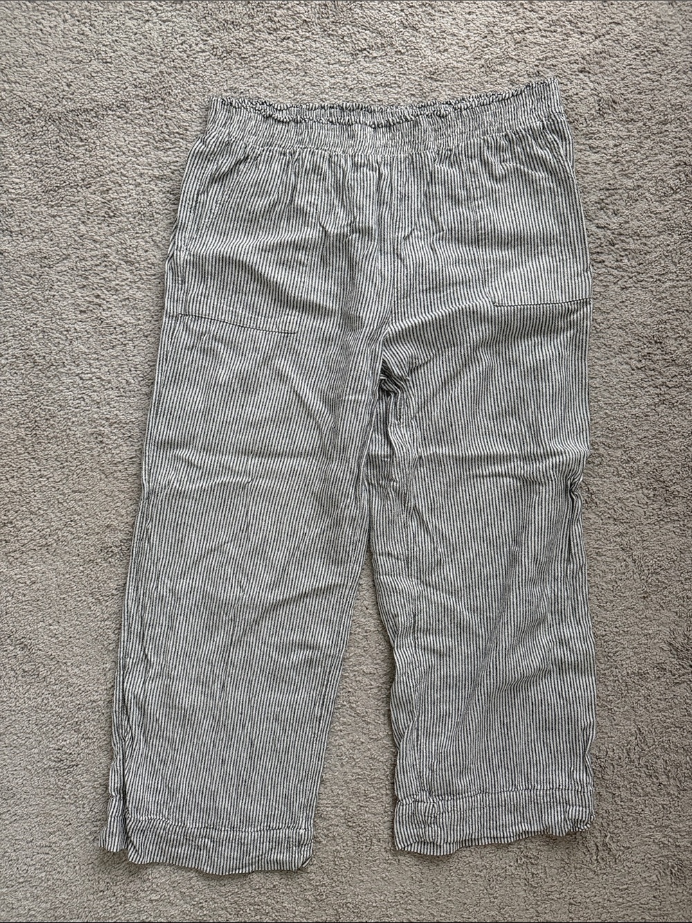 Time and Tru Women's Black and White Pinstripe Elastic Waist Trousers Large